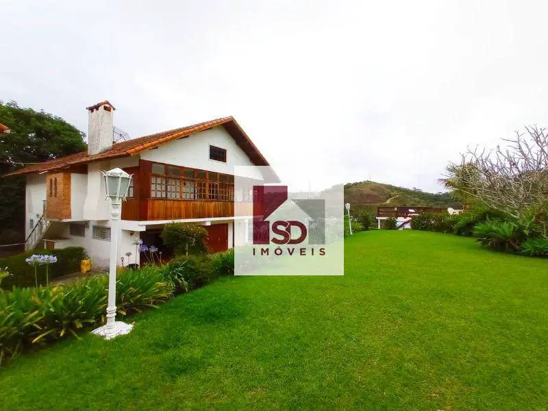 Foto 1 de Casa com 4 Quartos à venda, 304m² em Quinta da Barra, Teresópolis