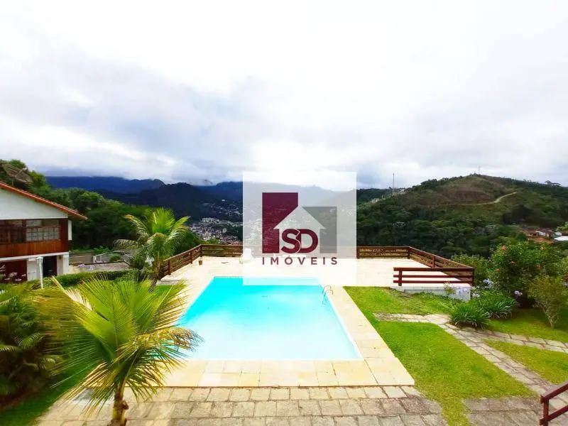Foto 2 de Casa com 4 Quartos à venda, 304m² em Quinta da Barra, Teresópolis