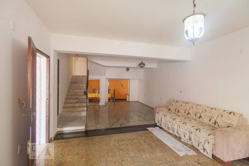 Foto 1 de Casa com 5 Quartos para alugar, 400m² em Jucutuquara, Vitória