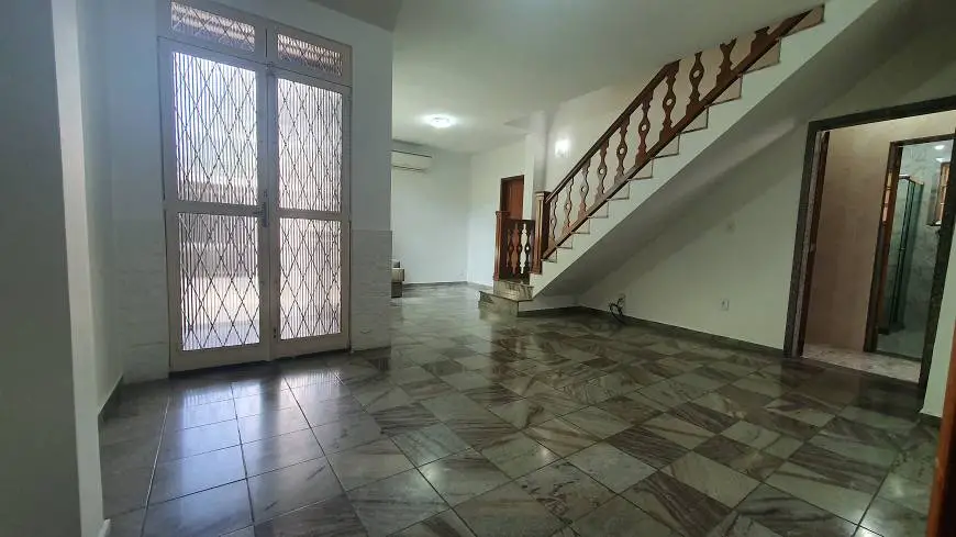 Foto 1 de Casa com 5 Quartos para alugar, 303m² em Pavuna, Rio de Janeiro