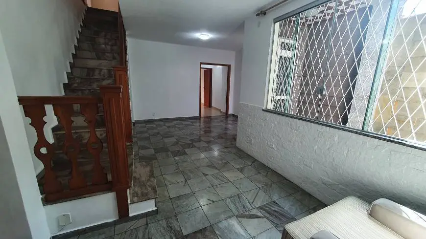 Foto 3 de Casa com 5 Quartos para alugar, 303m² em Pavuna, Rio de Janeiro