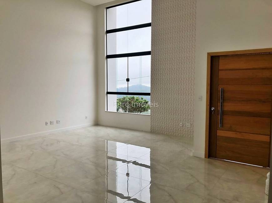 Foto 1 de Casa de Condomínio com 3 Quartos à venda, 220m² em Vina Del Mar, Juiz de Fora