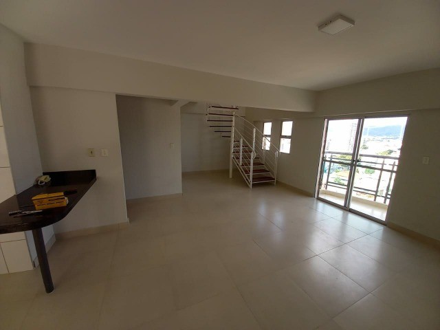 Foto 2 de Cobertura com 3 Quartos à venda, 220m² em Centro, Montes Claros