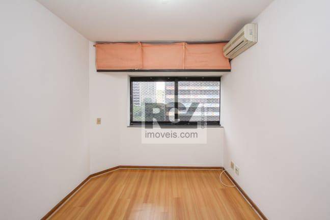 Foto 5 de Apartamento com 2 Quartos à venda, 68m² em Bela Vista, São Paulo