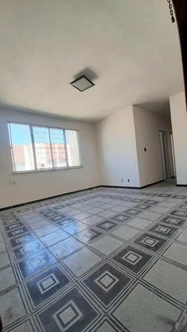 Foto 3 de Apartamento com 2 Quartos à venda, 80m² em Grageru, Aracaju