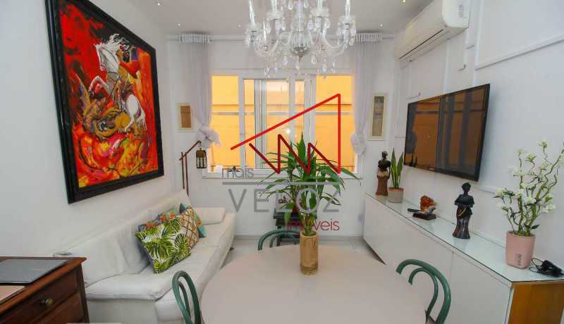 Foto 3 de Apartamento com 2 Quartos à venda, 89m² em Laranjeiras, Rio de Janeiro