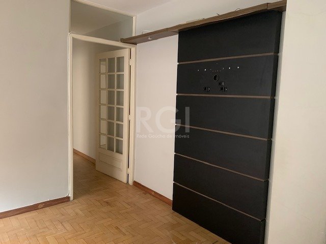 Foto 4 de Apartamento com 2 Quartos à venda, 60m² em Menino Deus, Porto Alegre
