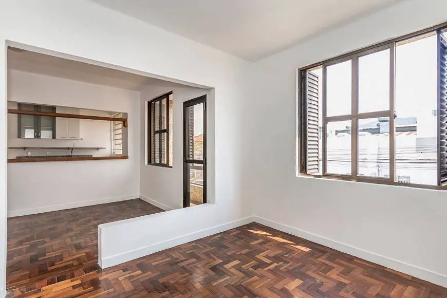 Foto 1 de Apartamento com 2 Quartos à venda, 88m² em Navegantes, Porto Alegre