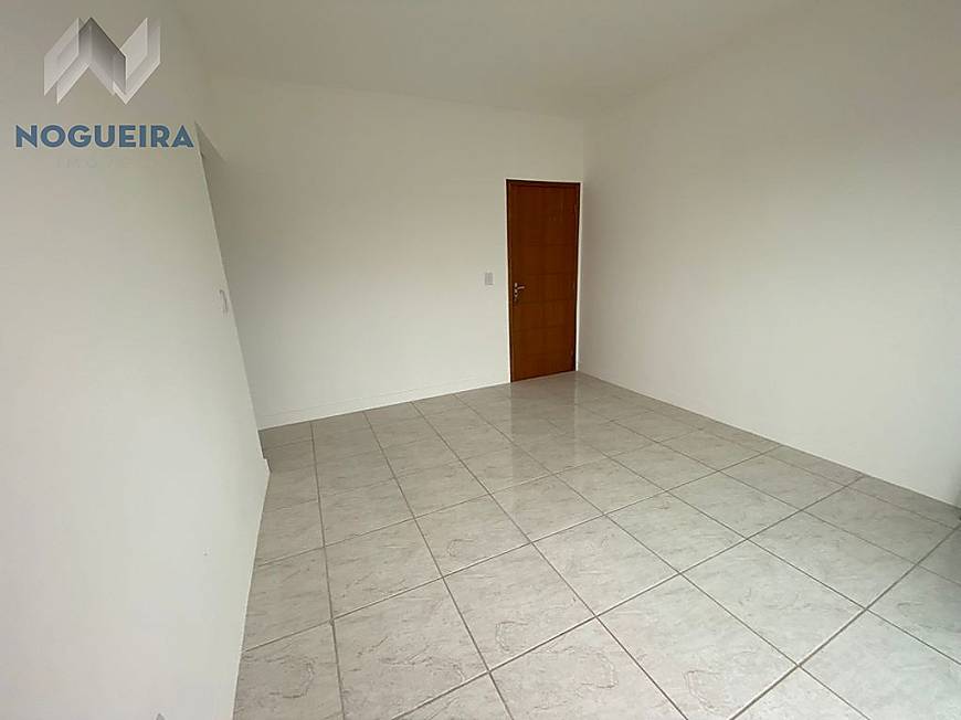 Foto 4 de Apartamento com 2 Quartos para alugar, 50m² em Parque Guarani, Juiz de Fora