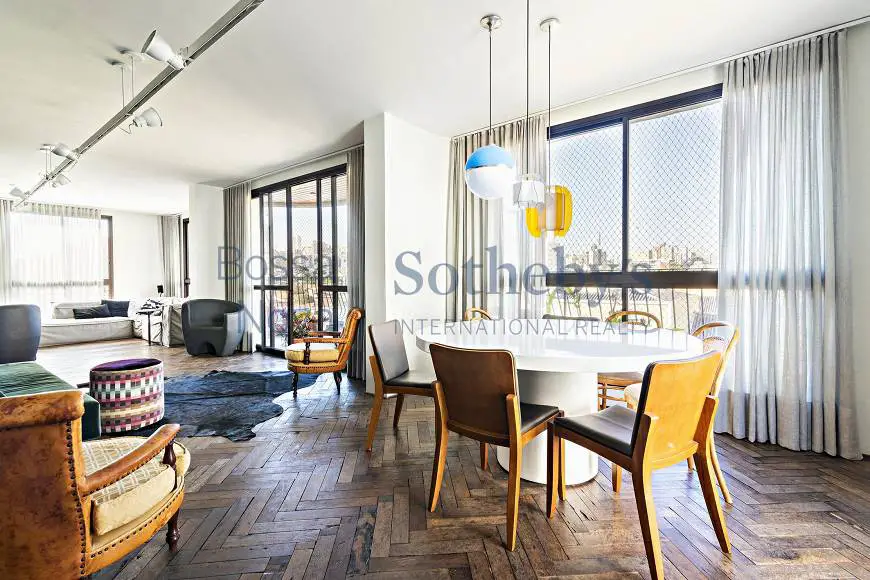 Foto 1 de Apartamento com 2 Quartos à venda, 246m² em Pinheiros, São Paulo