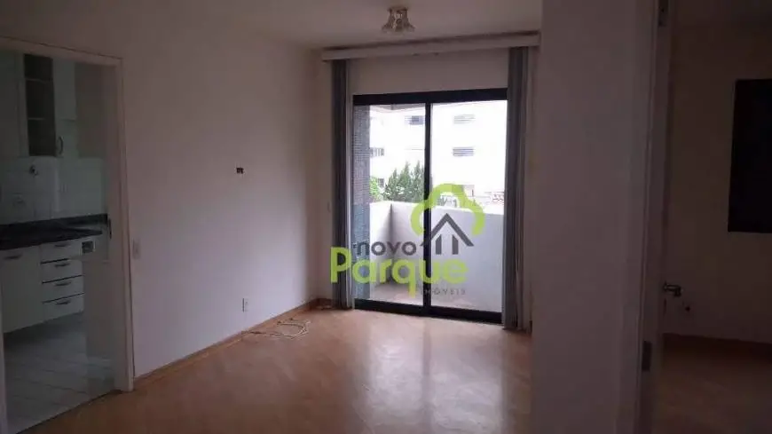 Foto 1 de Apartamento com 1 Quarto para alugar, 43m² em Aclimação, São Paulo