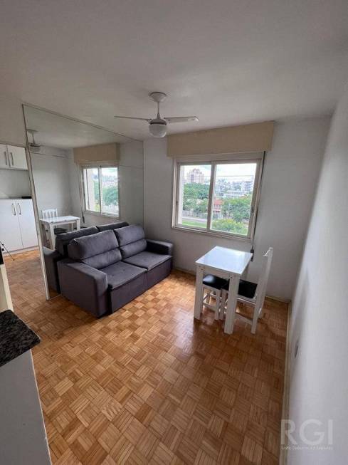 Foto 2 de Apartamento com 1 Quarto à venda, 31m² em Azenha, Porto Alegre