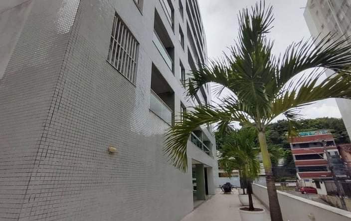 Foto 2 de Apartamento com 1 Quarto à venda, 50m² em Barra, Salvador
