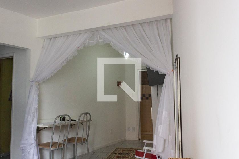 Foto 2 de Apartamento com 1 Quarto para alugar, 50m² em Boqueirão, Praia Grande