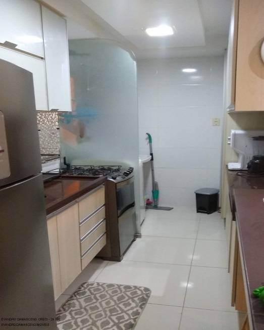 Foto 3 de Apartamento com 1 Quarto para venda ou aluguel, 73m² em Buraquinho, Lauro de Freitas