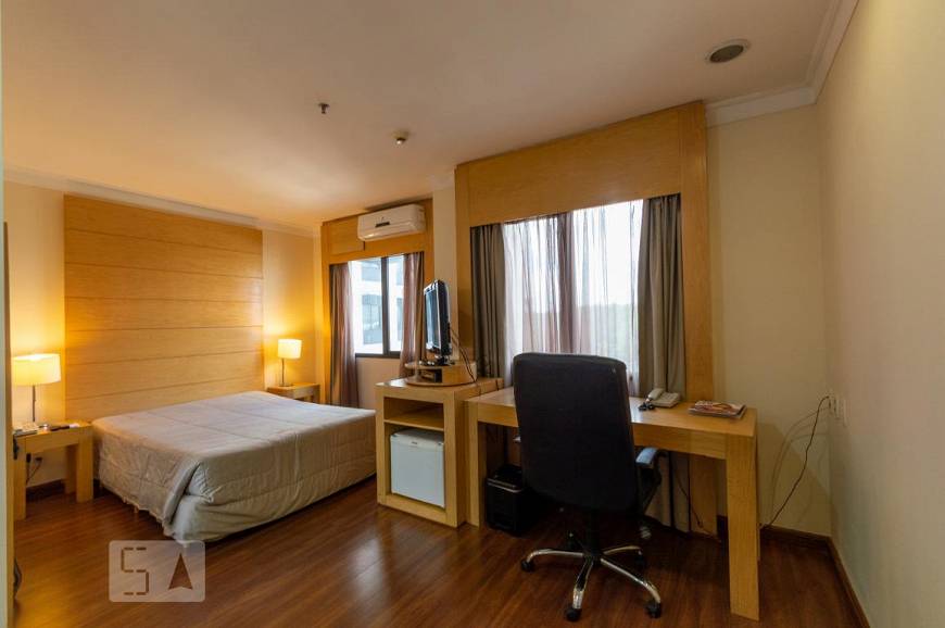 Foto 1 de Apartamento com 1 Quarto para alugar, 28m² em Campo Belo, São Paulo