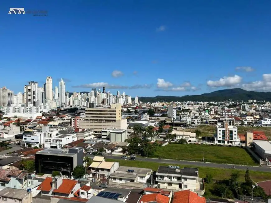 Foto 1 de Apartamento com 1 Quarto à venda, 62m² em Centro, Balneário Camboriú