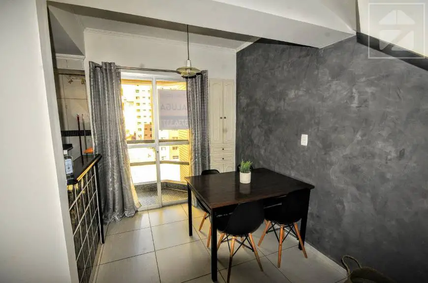 Foto 2 de Apartamento com 1 Quarto para alugar, 72m² em Centro, Campinas