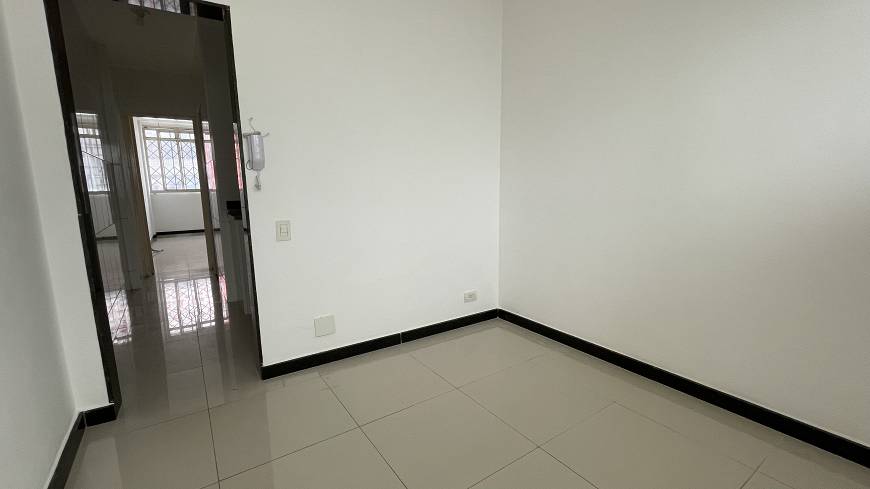 Foto 3 de Apartamento com 1 Quarto à venda, 35m² em Centro, Juiz de Fora