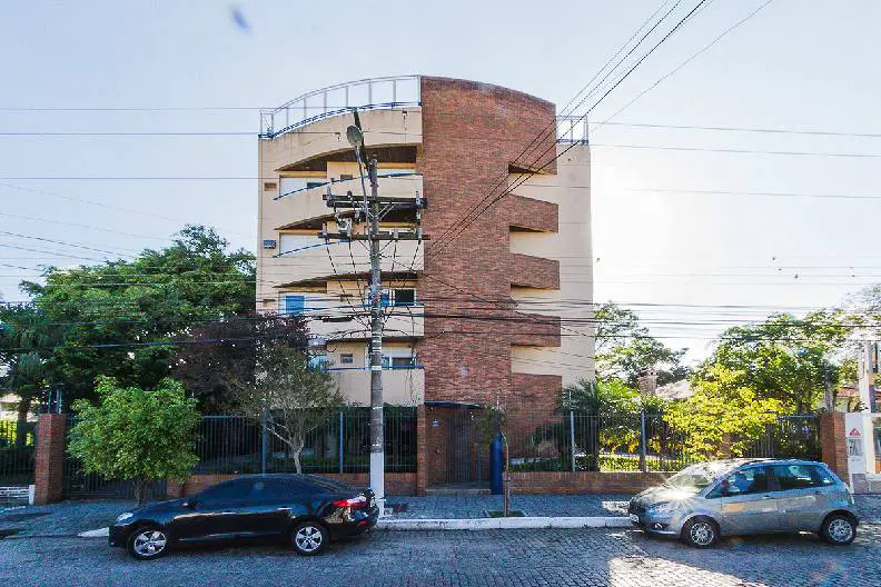 Foto 1 de Apartamento com 1 Quarto para alugar, 110m² em Centro, Pelotas