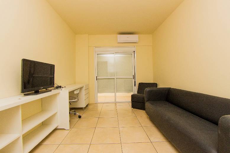 Foto 2 de Apartamento com 1 Quarto para alugar, 46m² em Centro, Pelotas