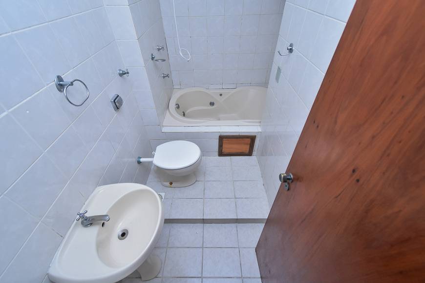 Foto 5 de Apartamento com 1 Quarto para alugar, 57m² em Centro, Pelotas