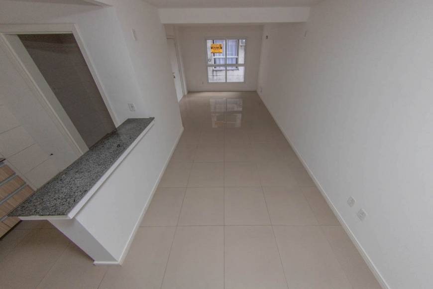 Foto 1 de Apartamento com 1 Quarto para alugar, 62m² em Centro, Pelotas