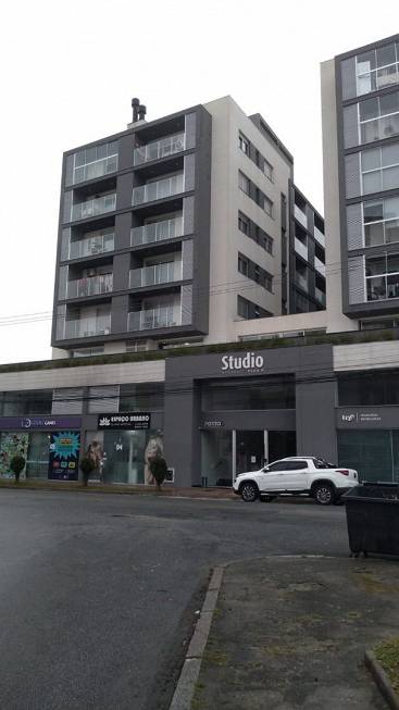 Foto 1 de Apartamento com 1 Quarto para alugar, 80m² em Centro, Pelotas