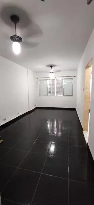 Foto 1 de Apartamento com 1 Quarto à venda, 36m² em Centro, São Vicente