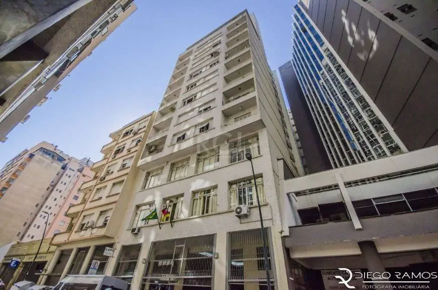 Foto 1 de Apartamento com 1 Quarto à venda, 40m² em Centro Histórico, Porto Alegre