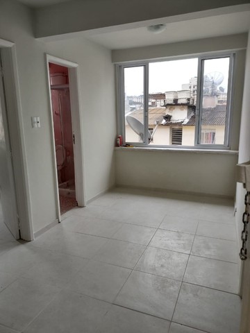 Foto 1 de Apartamento com 1 Quarto para alugar, 40m² em Centro, Rio de Janeiro