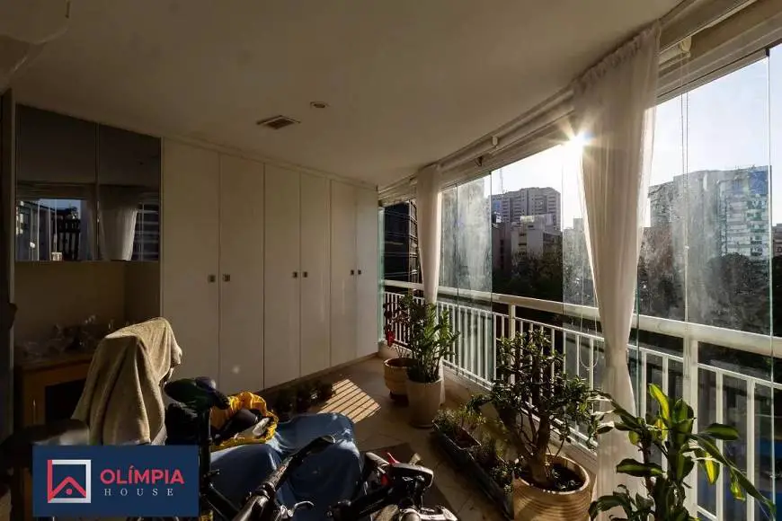 Foto 5 de Apartamento com 1 Quarto para alugar, 55m² em Consolação, São Paulo