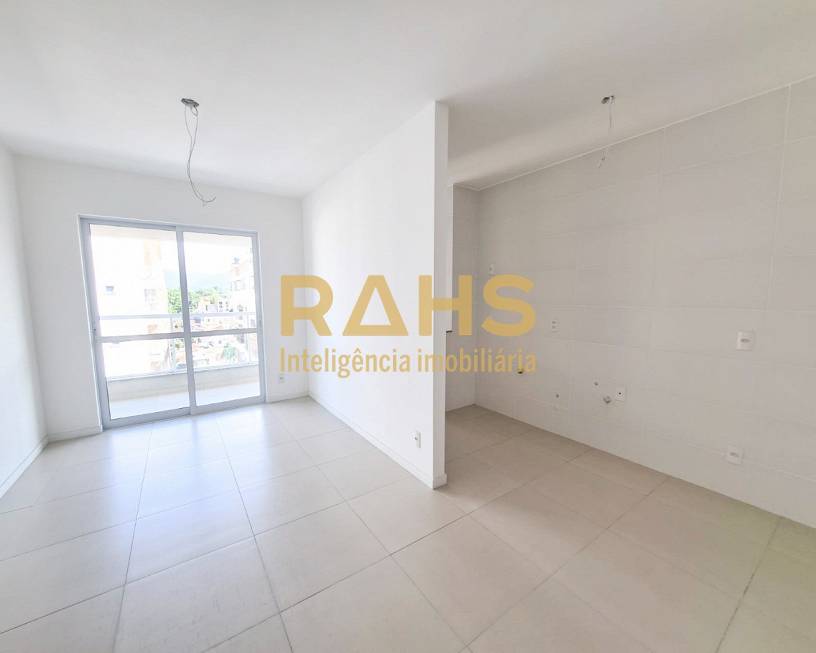Foto 1 de Apartamento com 1 Quarto à venda, 55m² em Costa E Silva, Joinville
