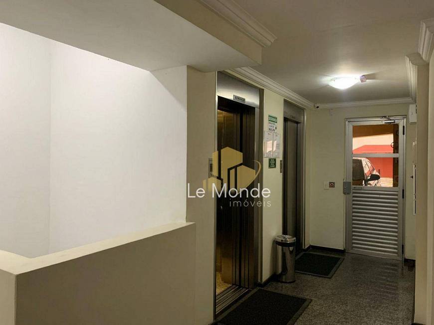 Foto 3 de Apartamento com 1 Quarto à venda, 31m² em Cristo Rei, Curitiba