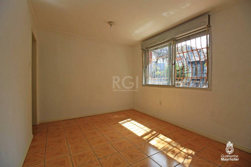 Foto 1 de Apartamento com 1 Quarto à venda, 46m² em Floresta, Porto Alegre
