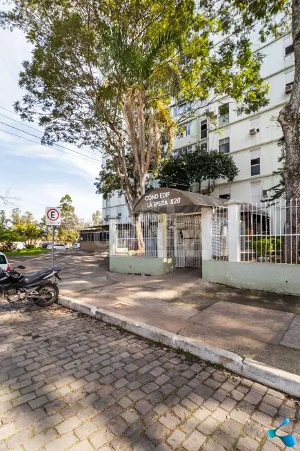 Foto 1 de Apartamento com 1 Quarto à venda, 31m² em Humaitá, Porto Alegre