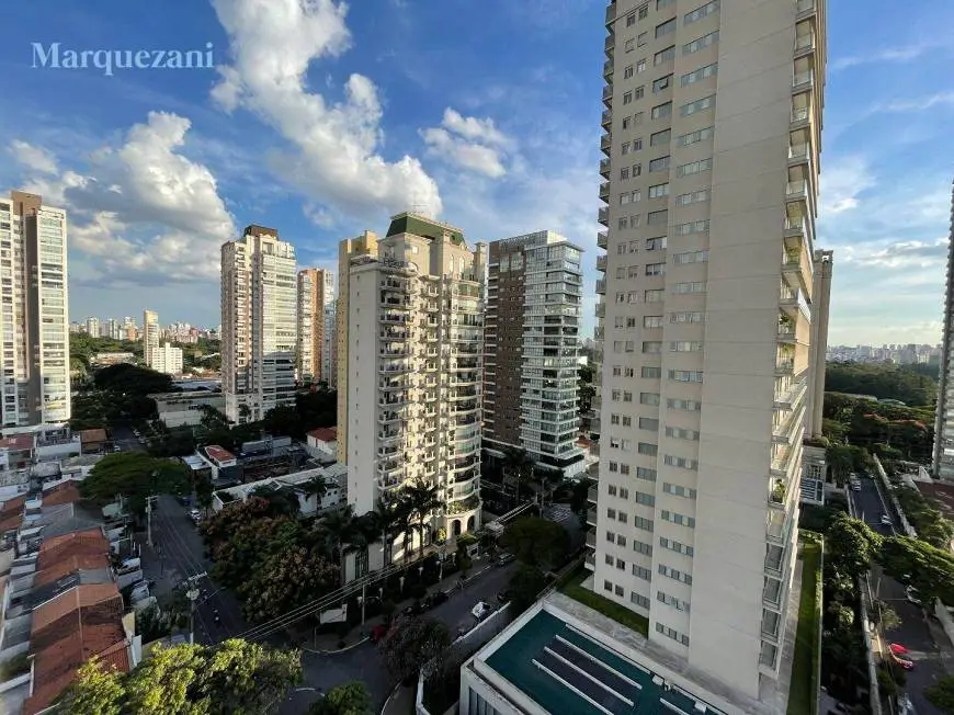 Foto 1 de Apartamento com 1 Quarto para venda ou aluguel, 41m² em Ibirapuera, São Paulo