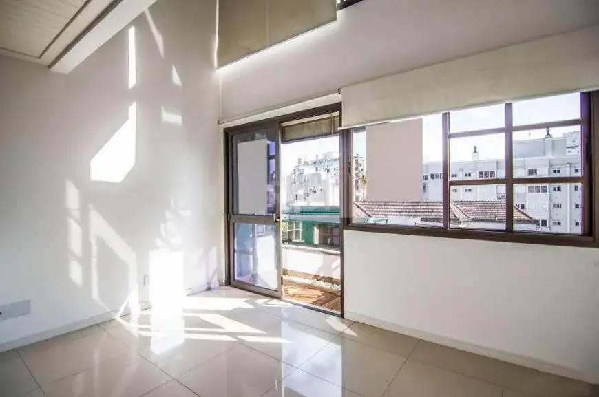 Foto 1 de Apartamento com 1 Quarto à venda, 62m² em Independência, Porto Alegre