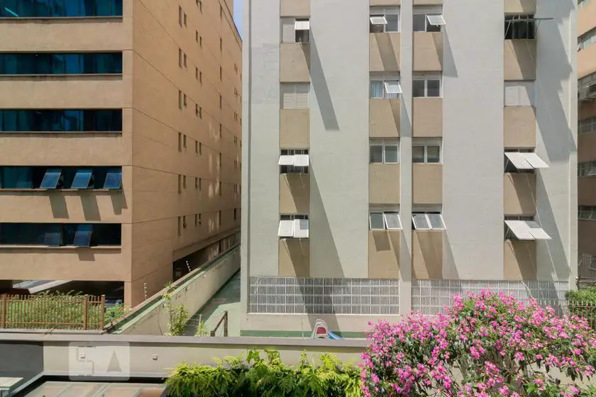 Foto 4 de Apartamento com 1 Quarto para alugar, 50m² em Itaim Bibi, São Paulo