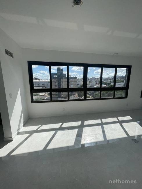 Foto 3 de Apartamento com 1 Quarto à venda, 42m² em Jardim Botânico, Porto Alegre