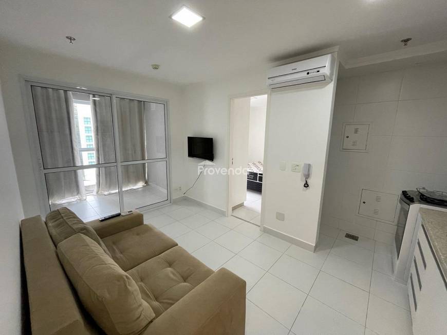 Foto 3 de Apartamento com 1 Quarto para alugar, 40m² em Jardim Goiás, Goiânia