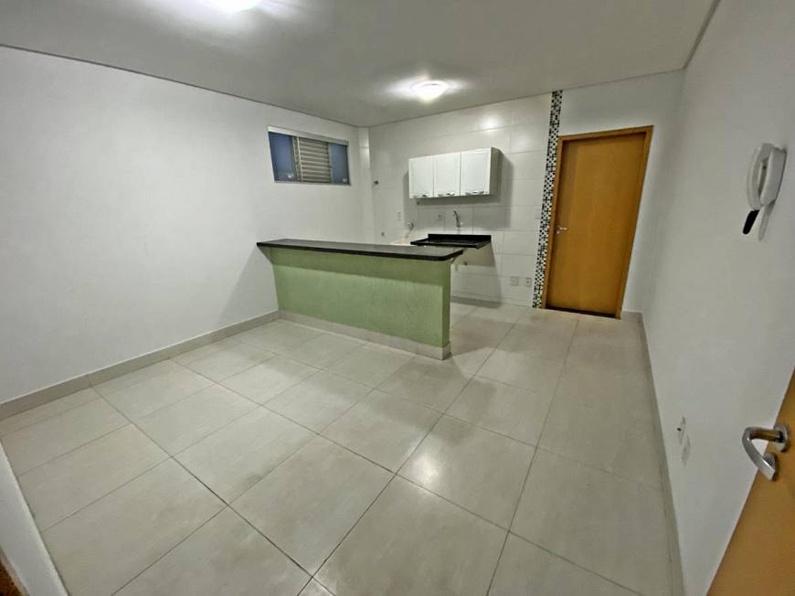 Foto 1 de Apartamento com 1 Quarto para alugar, 33m² em Jardim Planalto, Goiânia