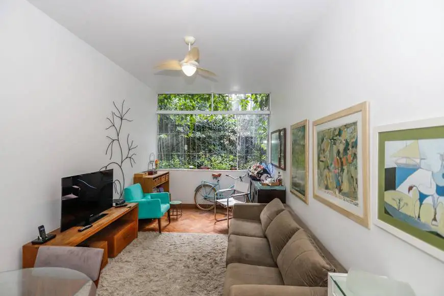 Foto 1 de Apartamento com 1 Quarto para venda ou aluguel, 61m² em Laranjeiras, Rio de Janeiro