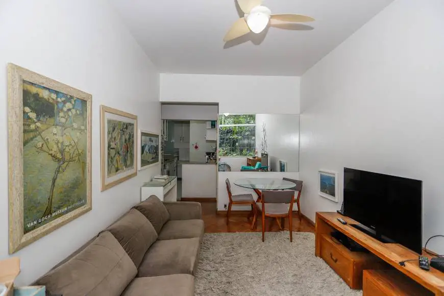 Foto 4 de Apartamento com 1 Quarto para venda ou aluguel, 61m² em Laranjeiras, Rio de Janeiro