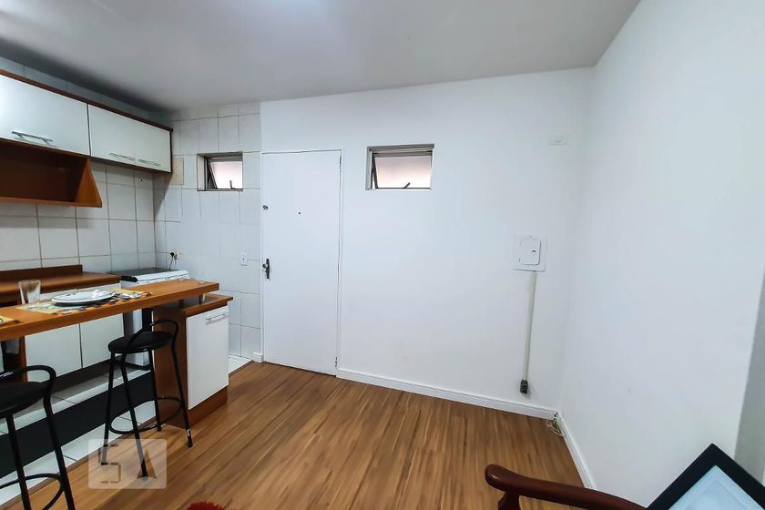 Foto 4 de Apartamento com 1 Quarto para alugar, 30m² em Liberdade, São Paulo