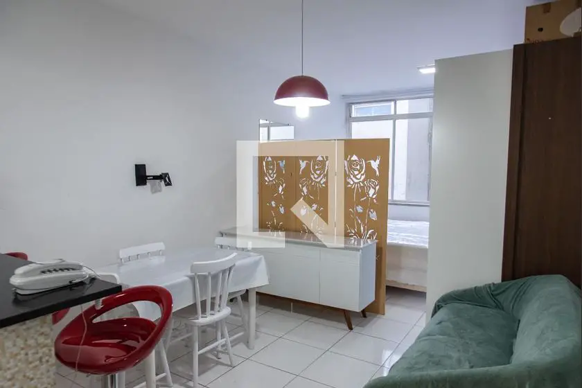 Foto 1 de Apartamento com 1 Quarto para alugar, 40m² em Liberdade, São Paulo
