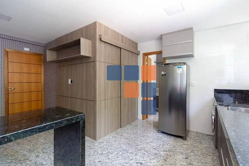 Foto 1 de Apartamento com 1 Quarto à venda, 32m² em Lourdes, Belo Horizonte
