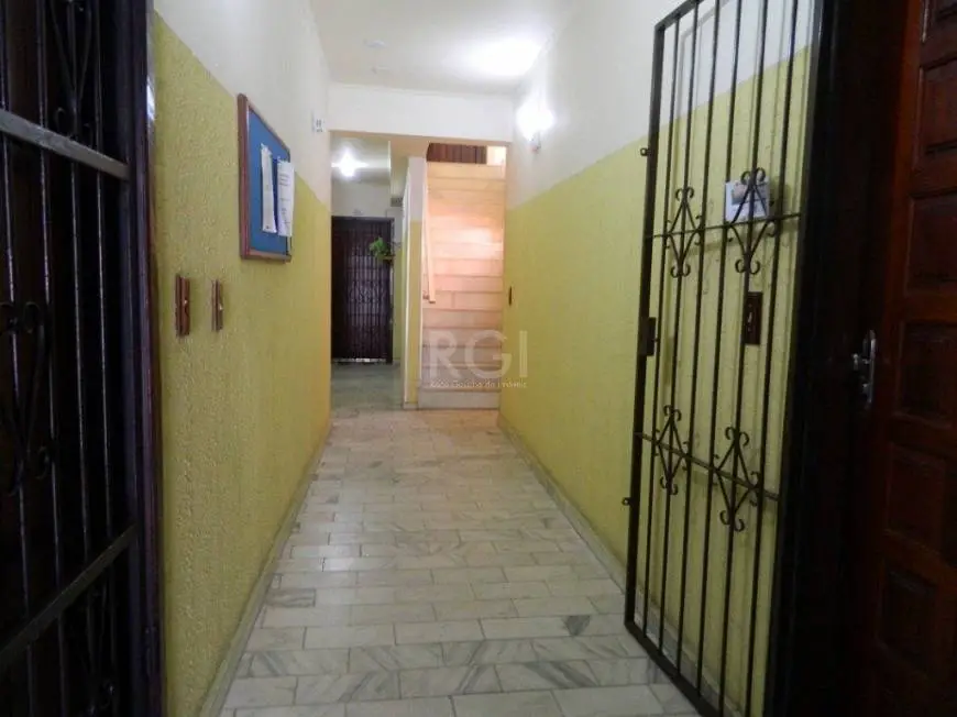 Foto 3 de Apartamento com 1 Quarto à venda, 50m² em Medianeira, Porto Alegre