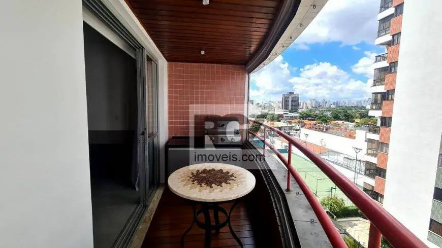 Foto 2 de Apartamento com 1 Quarto para venda ou aluguel, 142m² em Moema, São Paulo