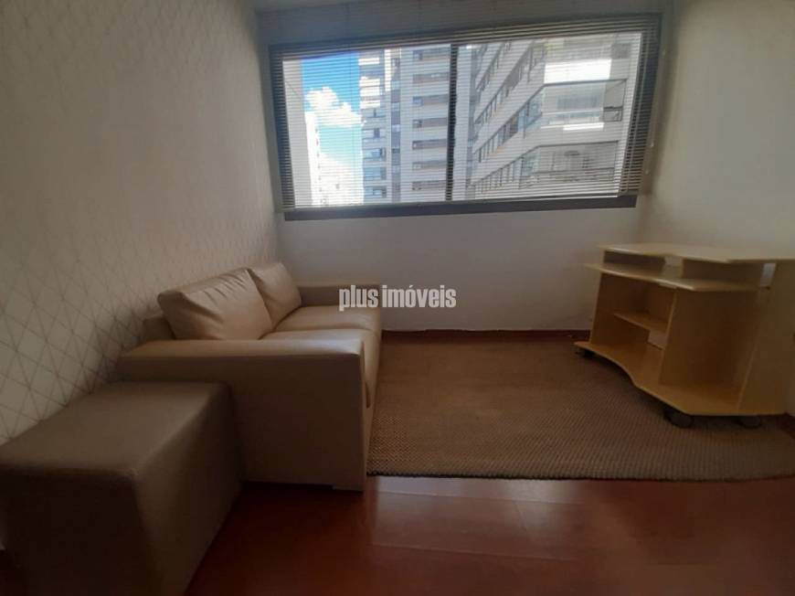 Foto 1 de Apartamento com 1 Quarto para alugar, 50m² em Moema, São Paulo